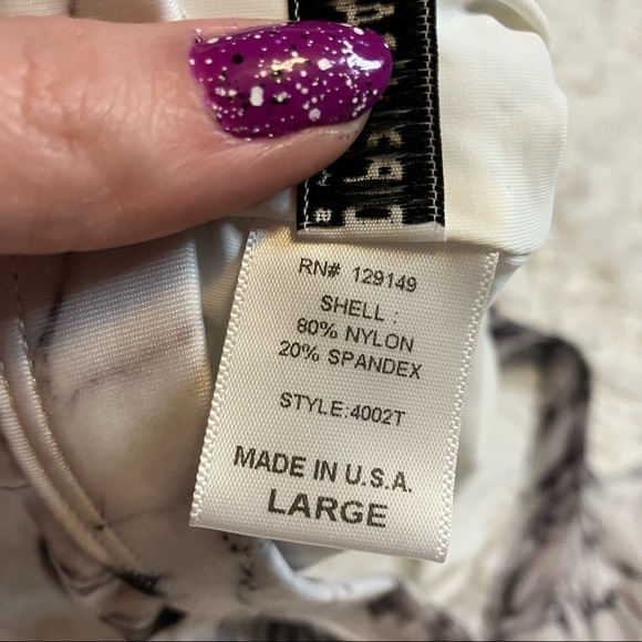 Dippin’ Daisy’s Matador Top in Black Marble Tie Dye - Picture 7 of 7